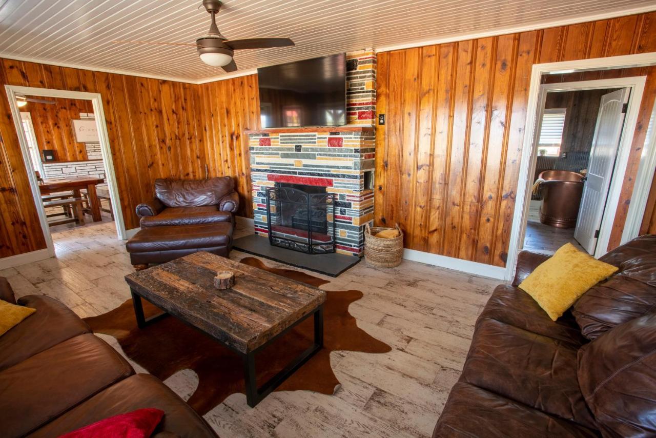 Nebo'S Foot, Hiking And Biking Escape With Game Shed Villa Dardanelle Exteriör bild