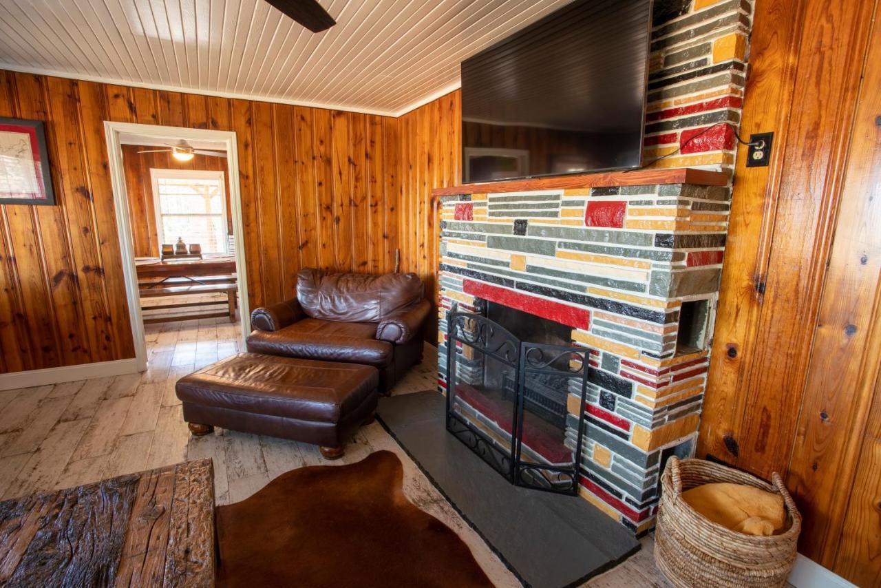 Nebo'S Foot, Hiking And Biking Escape With Game Shed Villa Dardanelle Exteriör bild