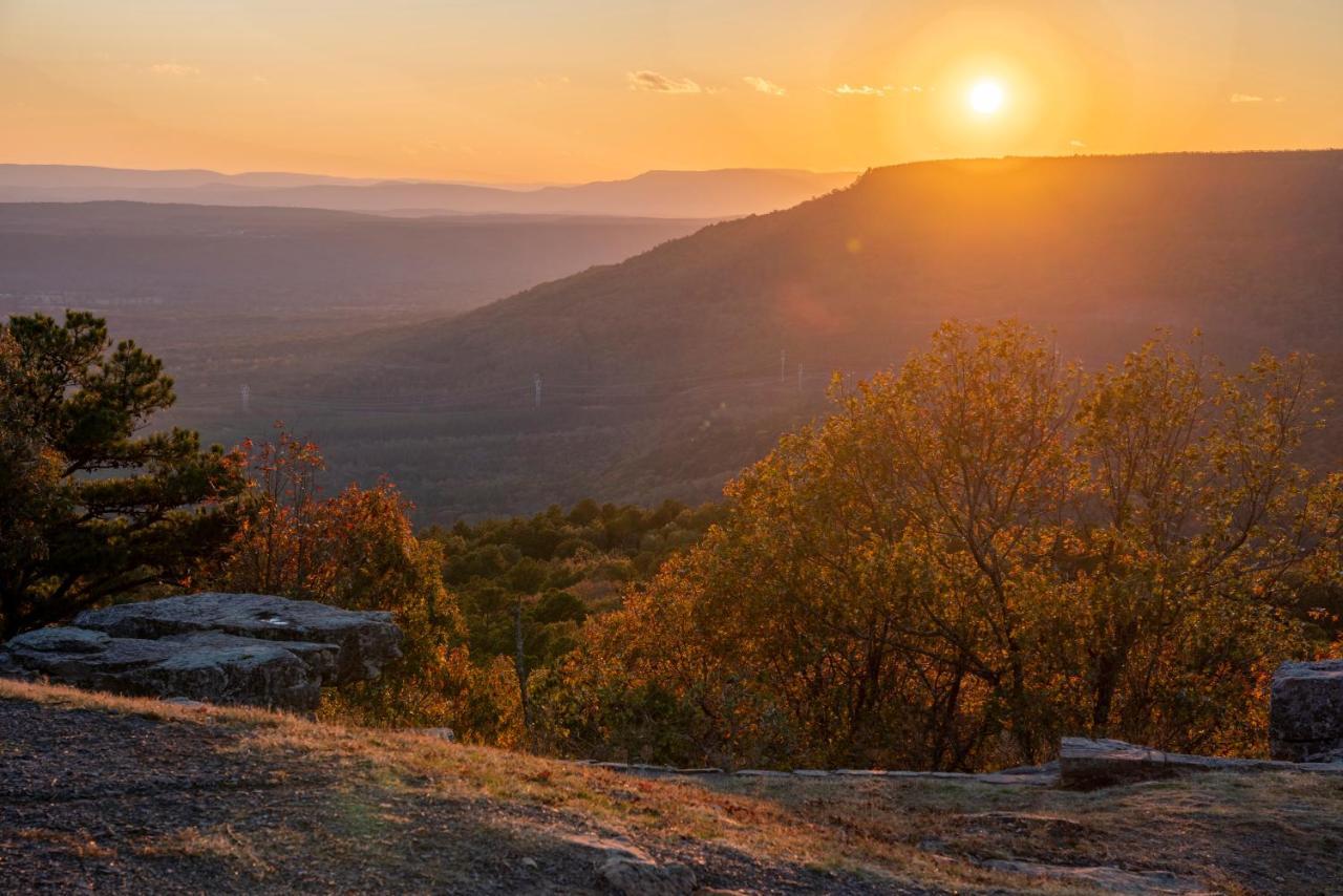 Nebo'S Foot, Hiking And Biking Escape With Game Shed Villa Dardanelle Exteriör bild
